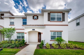 Luxury 5 Bed Townhome With Pool townhouse